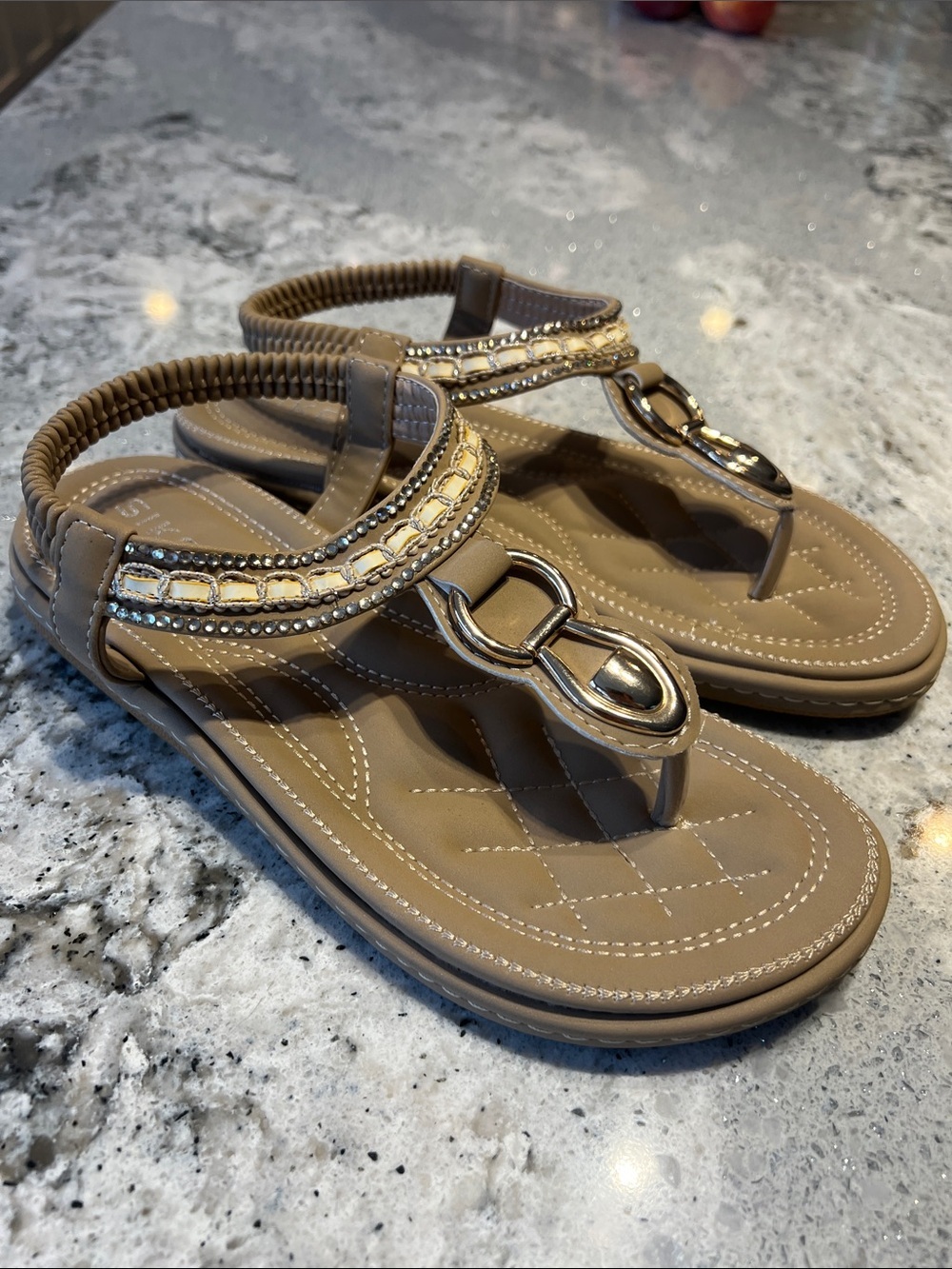 NEW Tan Embellished Thong Sandals with Metallic Accent EU38